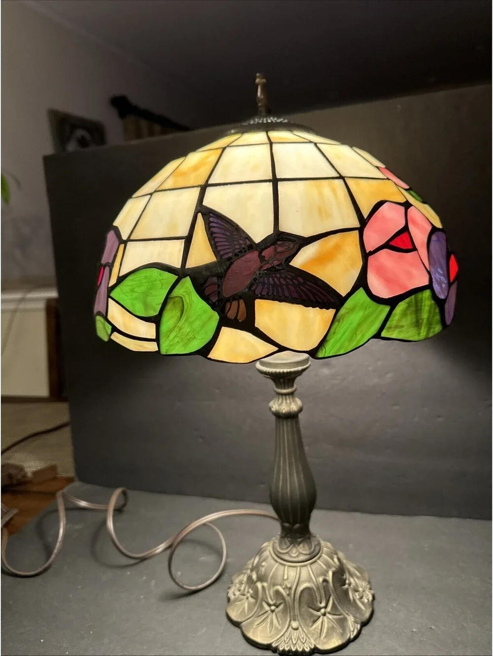 Vintage 19” Tiffany-Style Table Lamp with Hummingbird And Floral Stained Glass